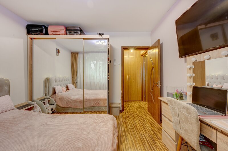 Berceni, Moldovita, Emil Racovita, parcare ADP, mobilat, utilat,